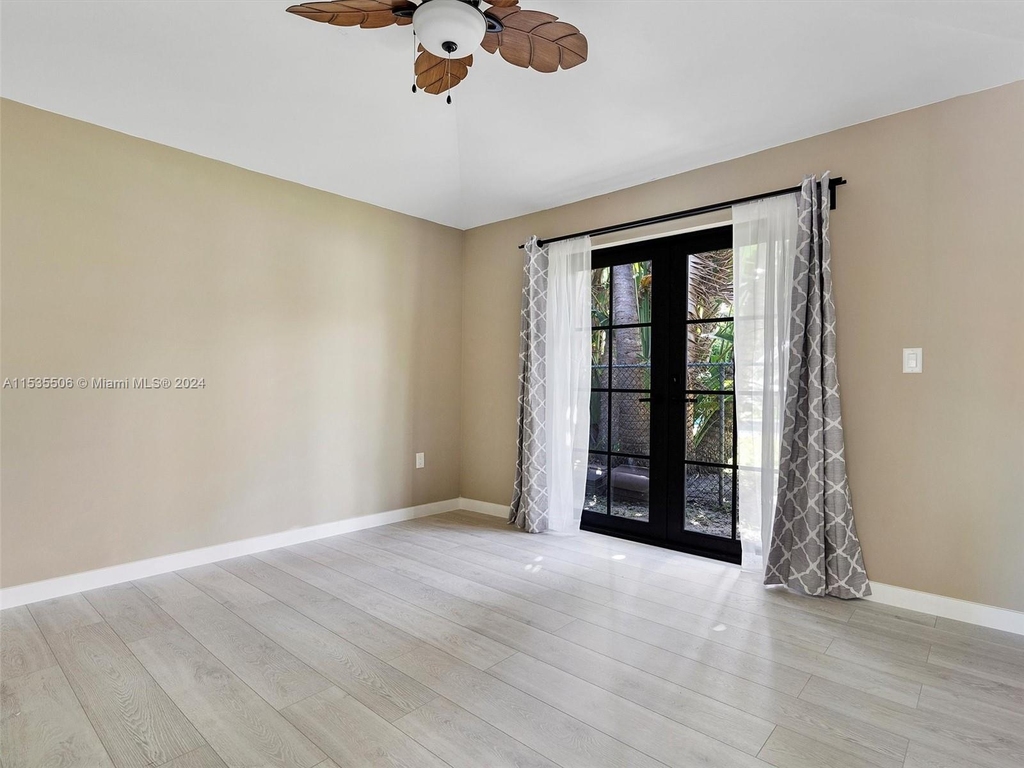 1500 Biarritz Dr - Photo 21