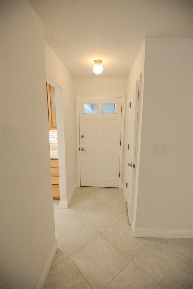 255 S Villas Court - Photo 4