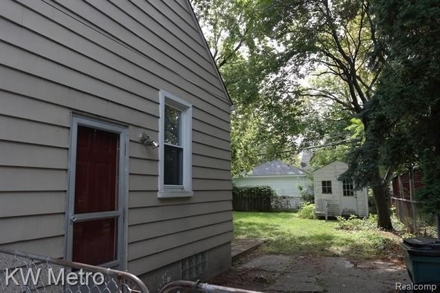 626 E 12 Mile Road - Photo 26