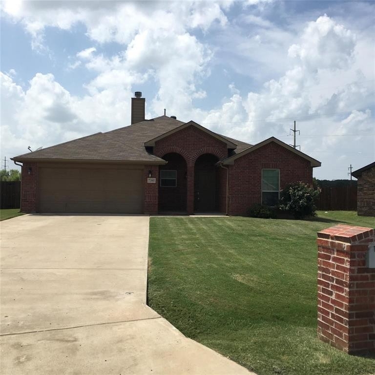 7205 Hackberry Court - Photo 0