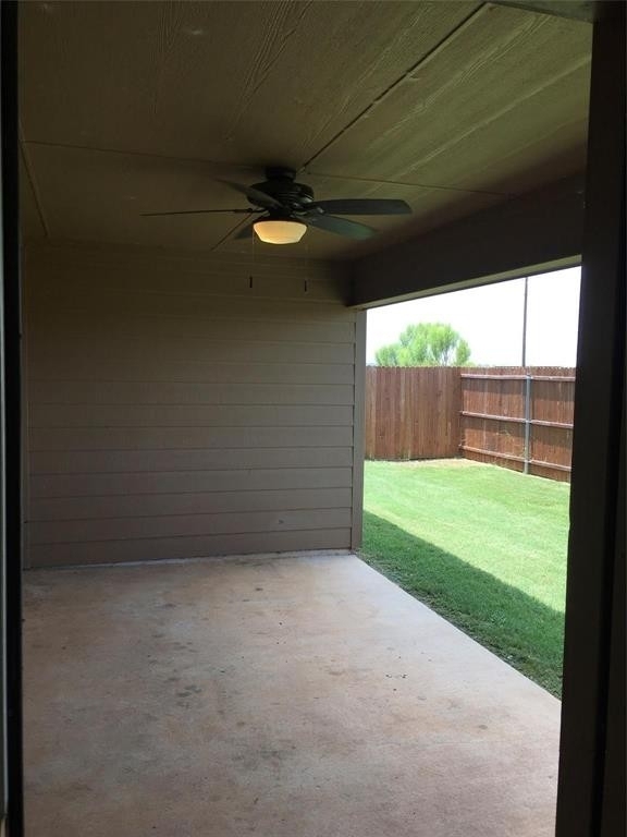 7205 Hackberry Court - Photo 2