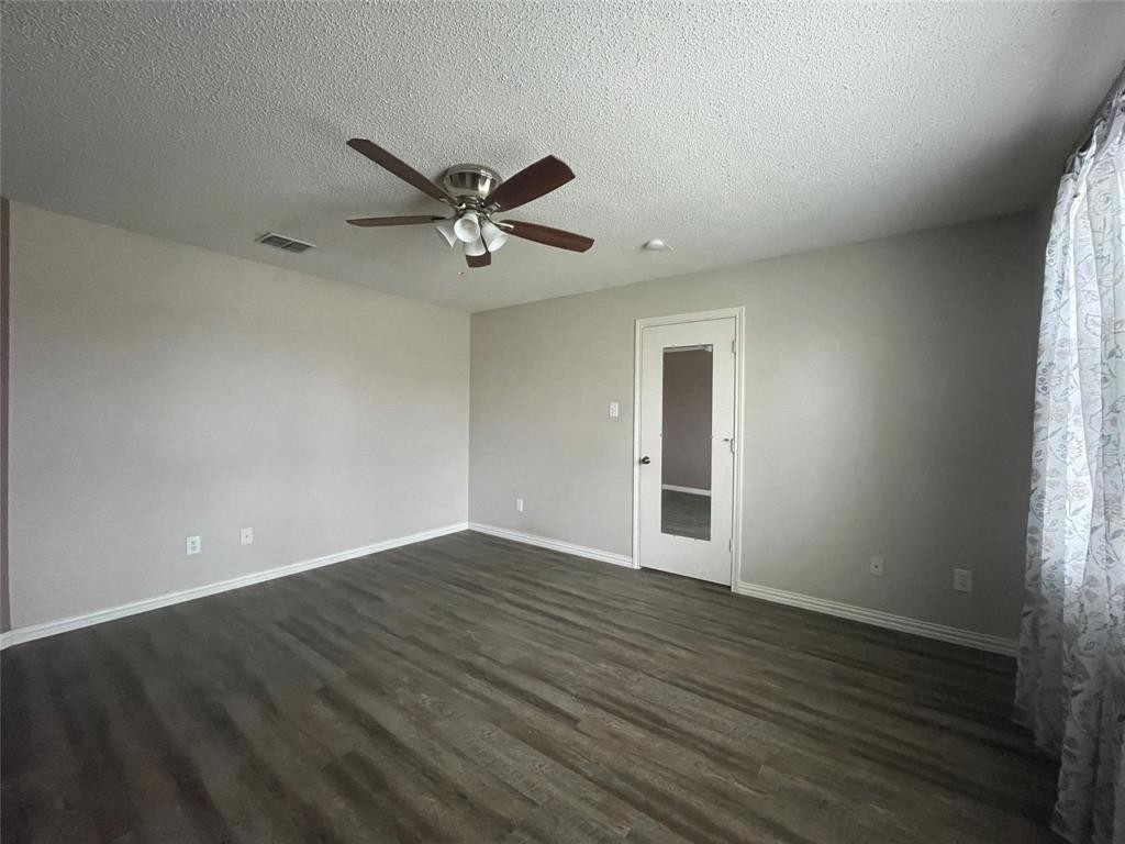 2900 Sheridan Lane - Photo 8