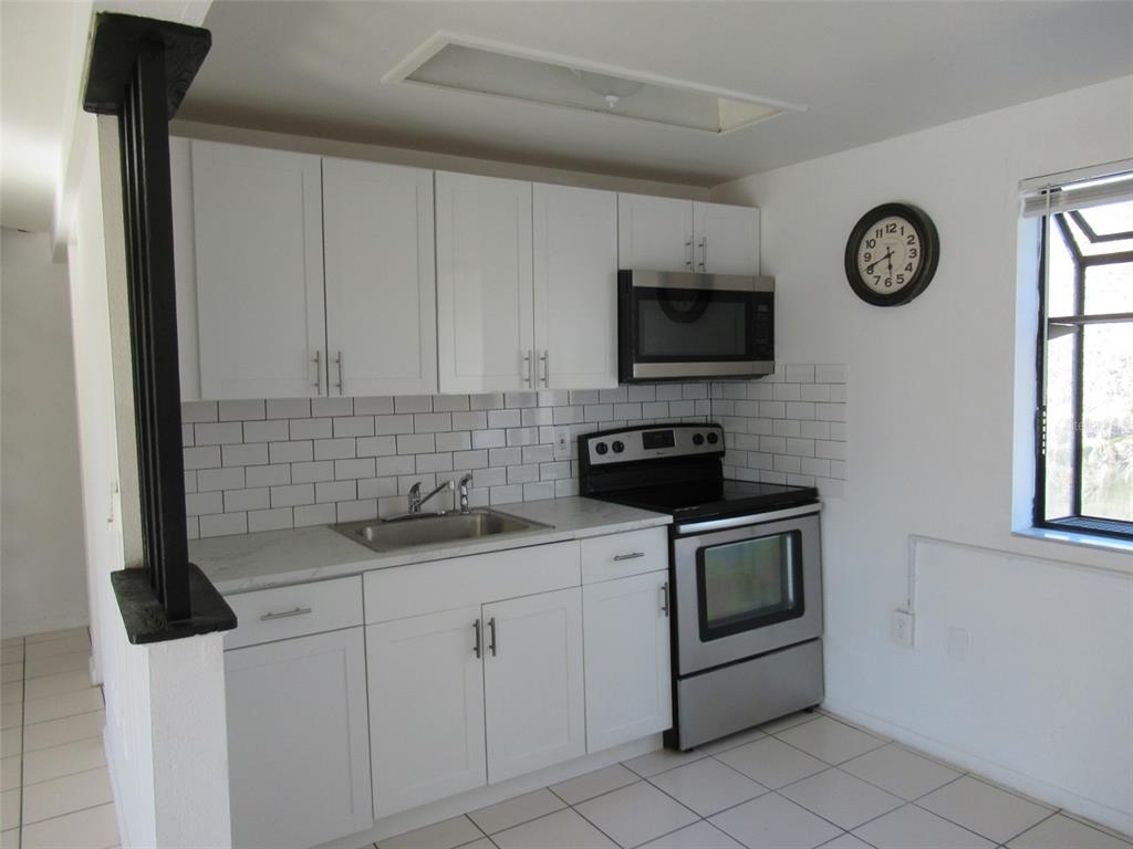 2154 Bradford Street - Photo 3