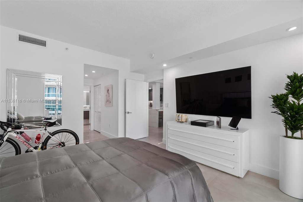 2101 Brickell Ave - Photo 26