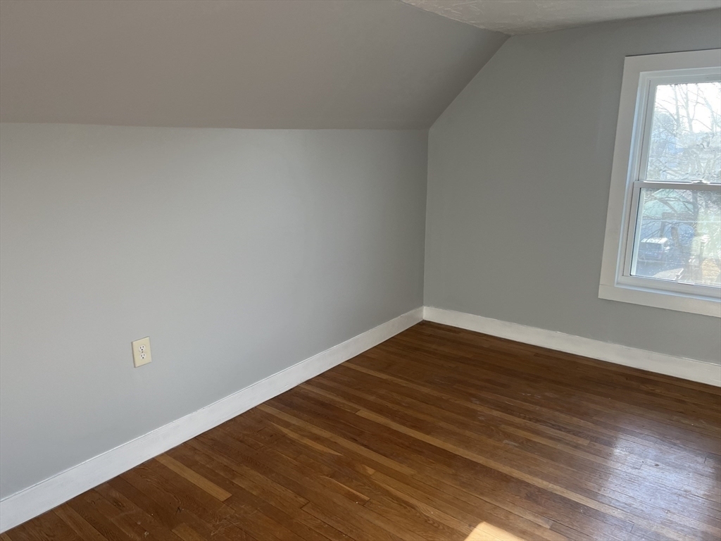 172 Roosevelt Ave - Photo 23