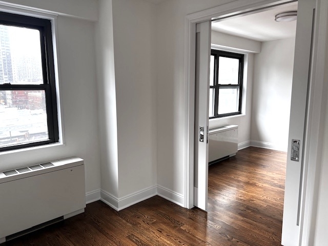 400 East 89th Street - Photo 3