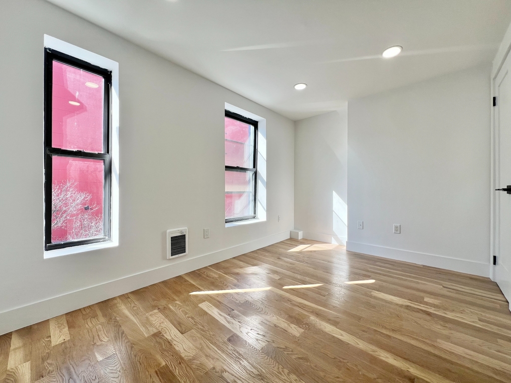 568 Baltic Street - Photo 5
