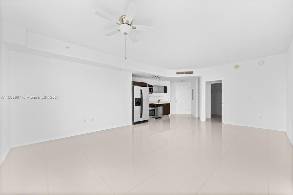 1900 N Bayshore Dr - Photo 8