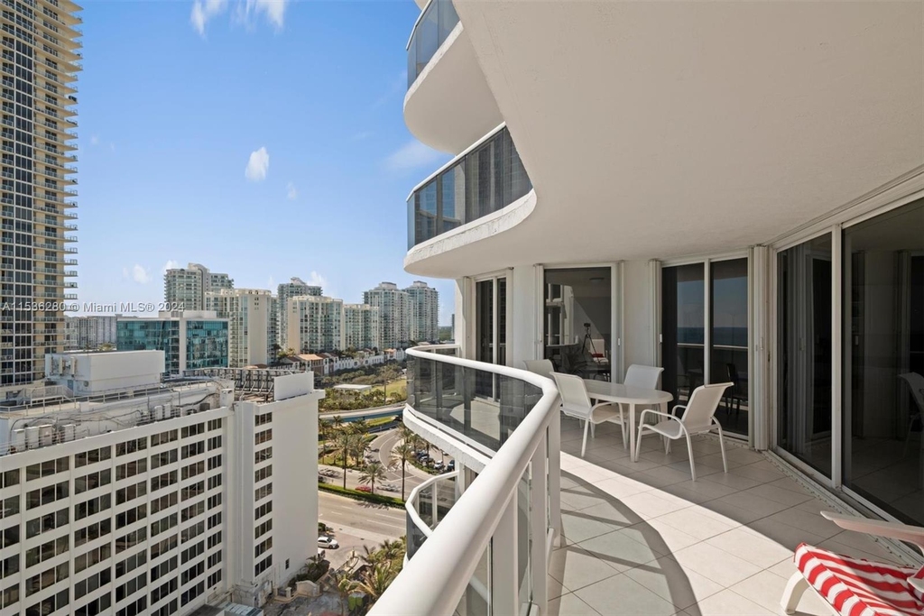 16711 Collins Ave - Photo 19