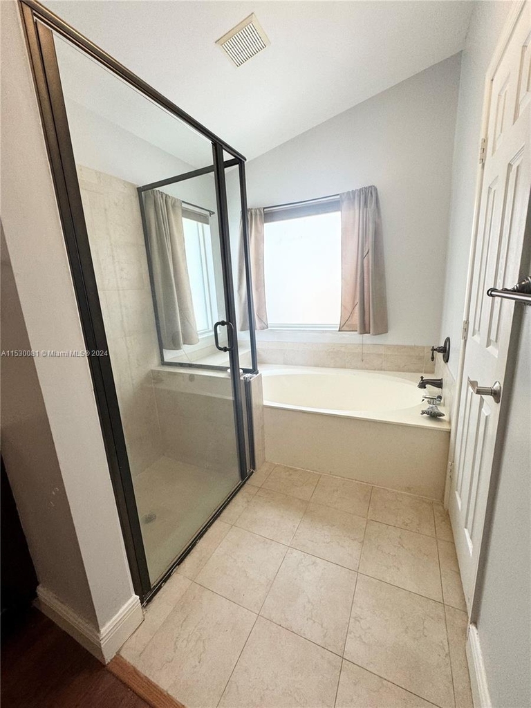 346 Sw 191st Ter - Photo 18