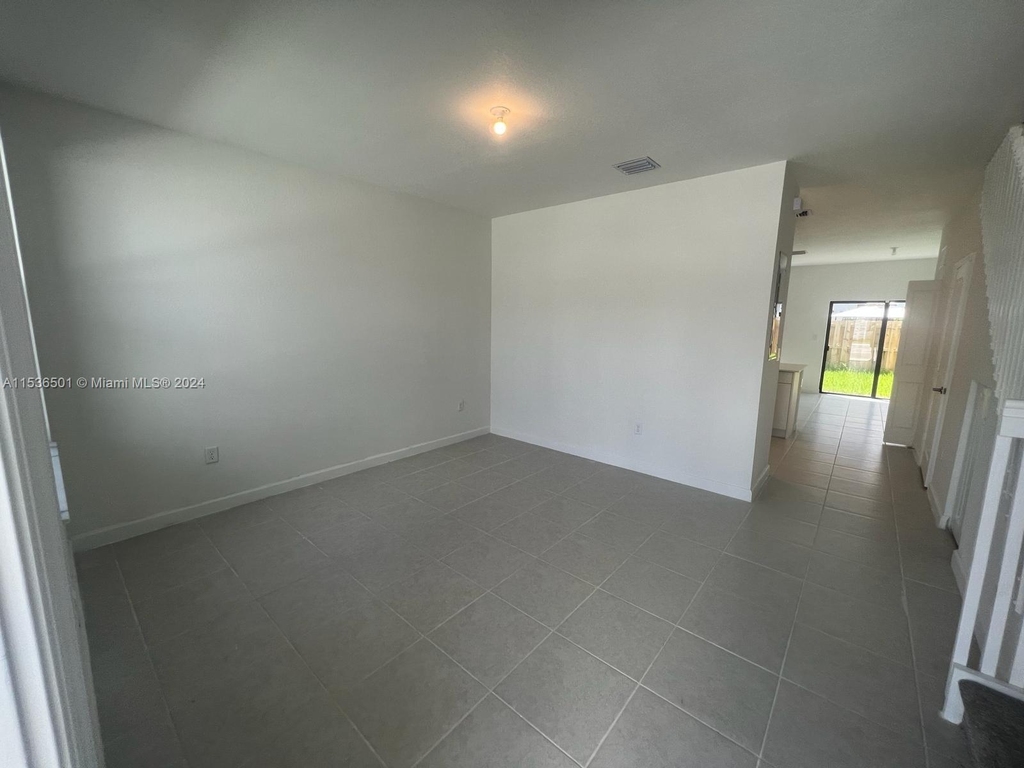 13314 Sw 286th Ter - Photo 7