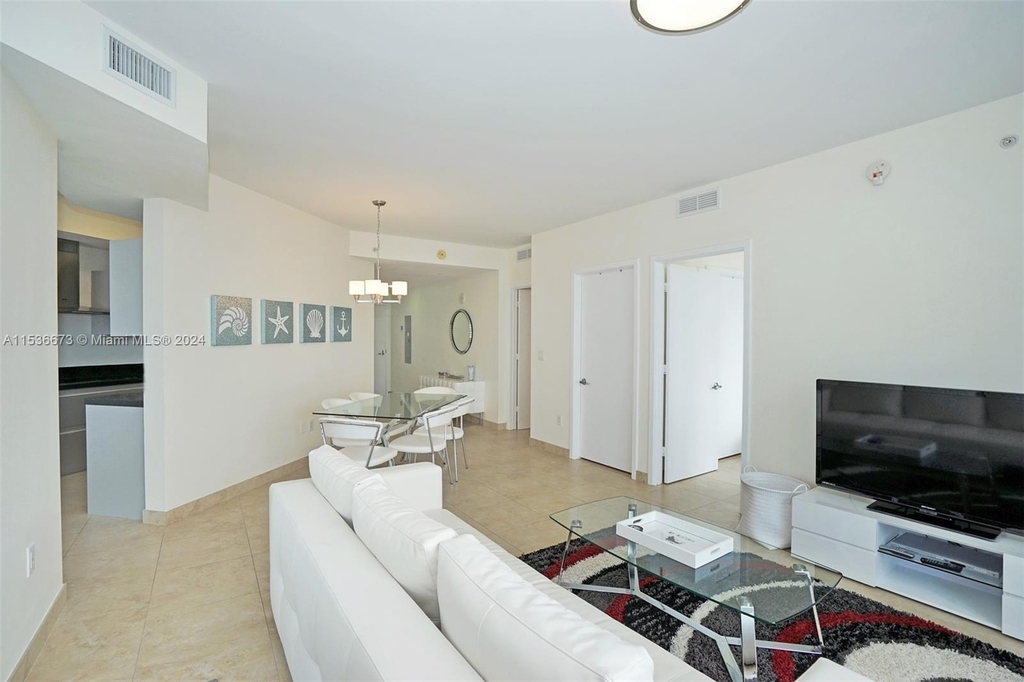 18201 Collins Ave - Photo 12