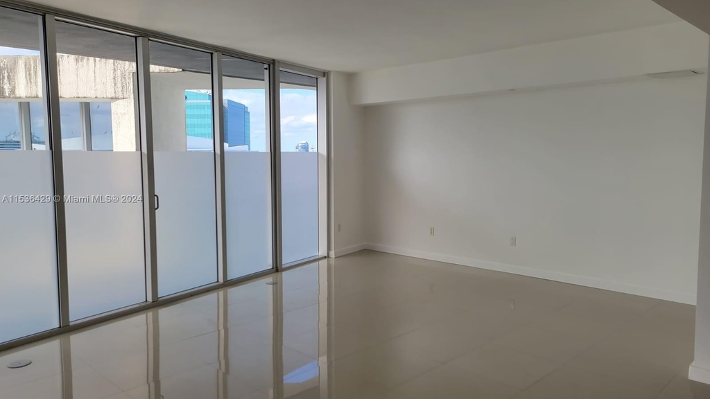 475 Brickell Ave - Photo 6