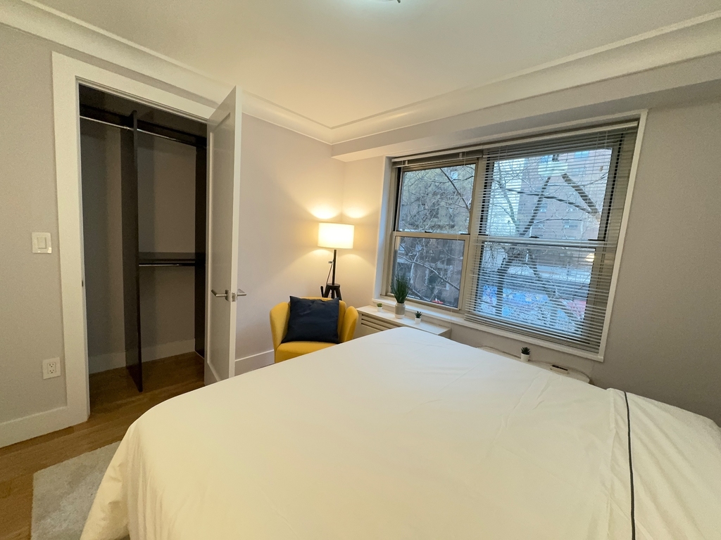 50 West 93rd Street - Photo 1