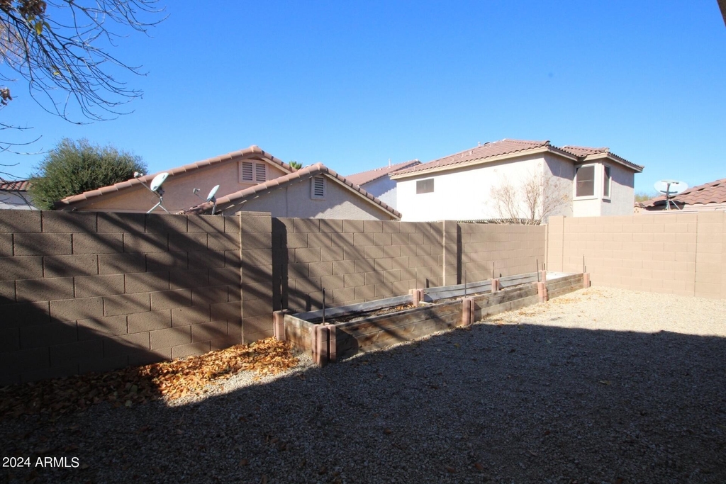 8946 E Yucca Street - Photo 15