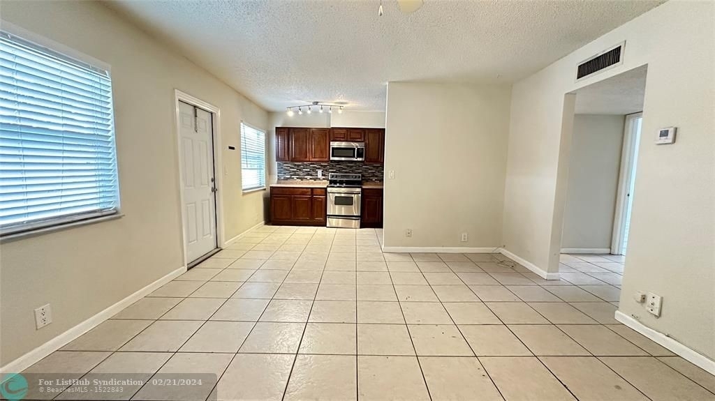 1470 N Dixie Hwy - Photo 3