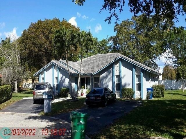 11535 Nw 33rd St - Photo 1