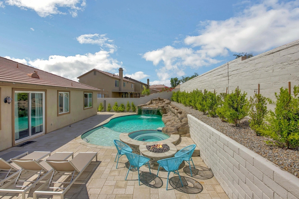 43250 Fiore Street - Photo 9