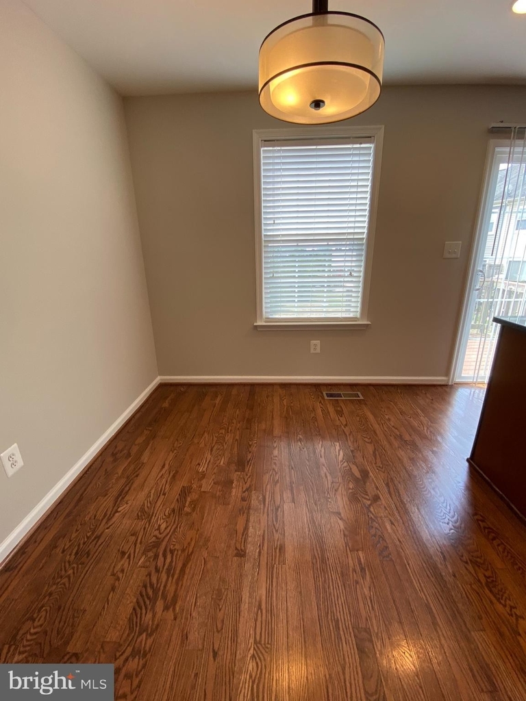 3067 Chinkapin Oak Lane - Photo 2