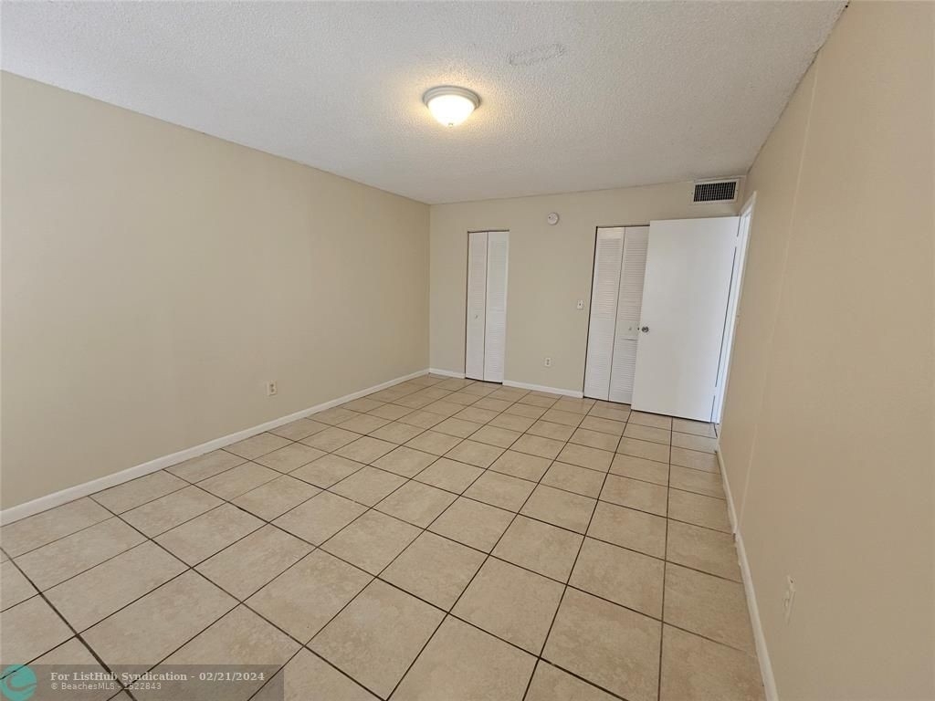 2800 Nw 56th Ave - Photo 7