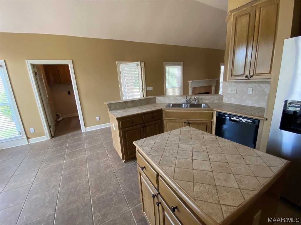 8839 Sturbridge Drive - Photo 9