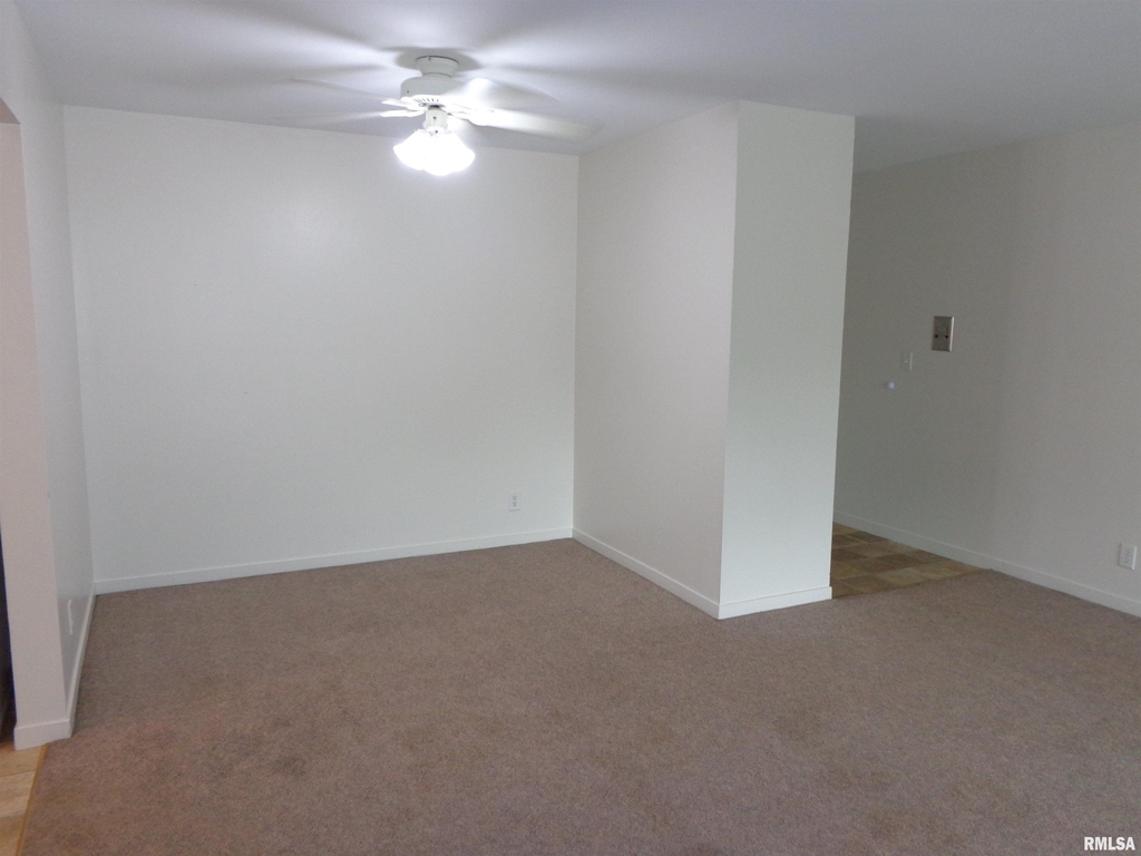 3400 N Knoxville Avenue - Photo 5