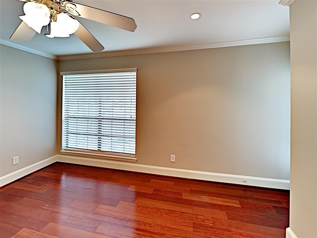 7640 W Greenway Boulevard - Photo 14