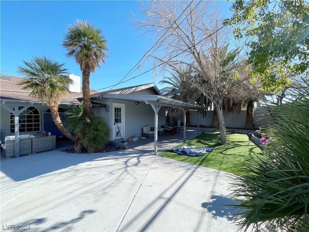 2100 Las Flores Street - Photo 27