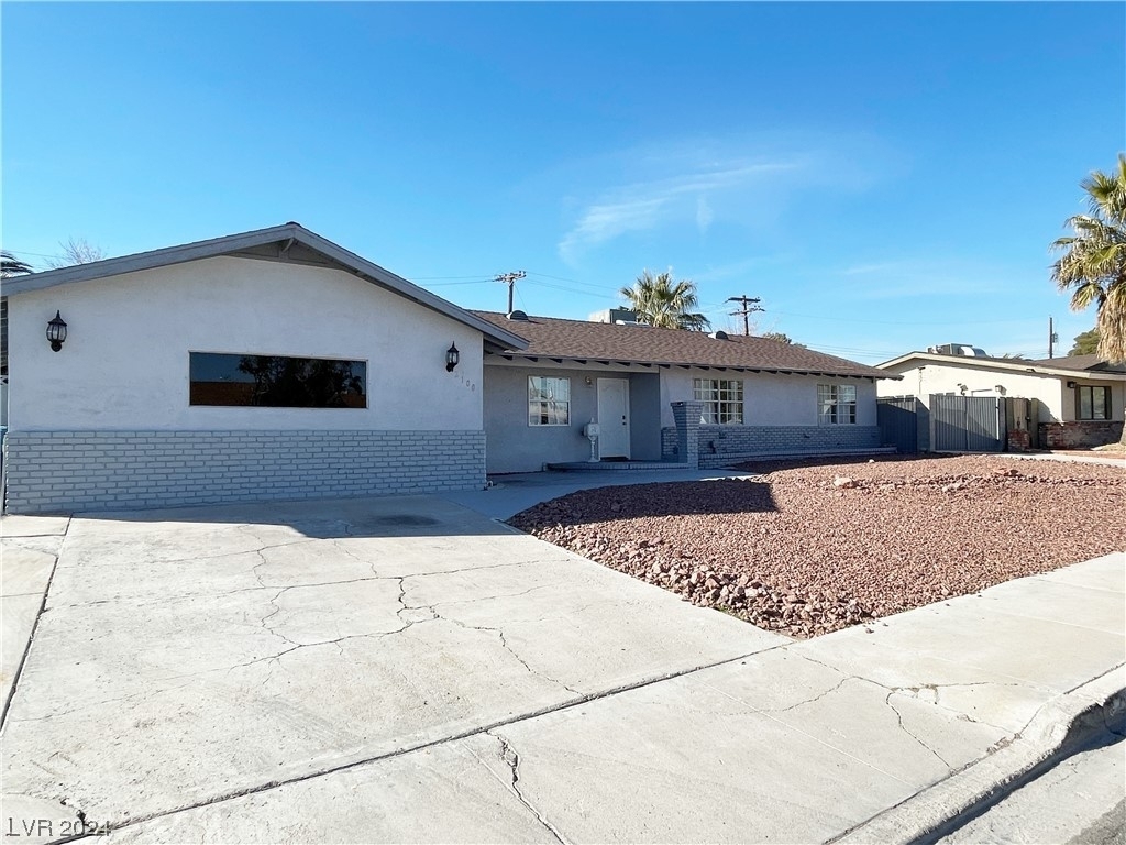 2100 Las Flores Street - Photo 32