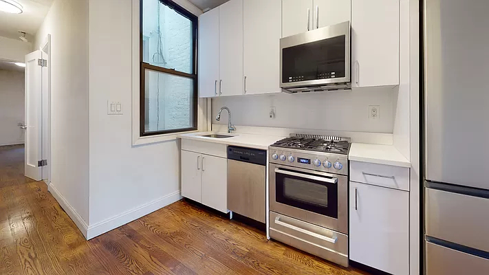 171 East 88th Street - Photo 1