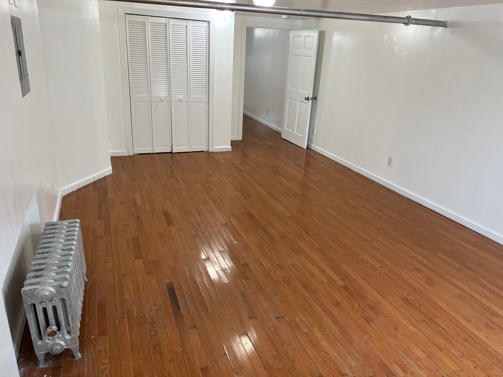 1034 Dekalb Avenue - Photo 3