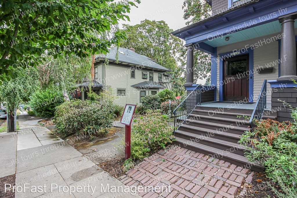 106 Nw 22nd Pl - Photo 2