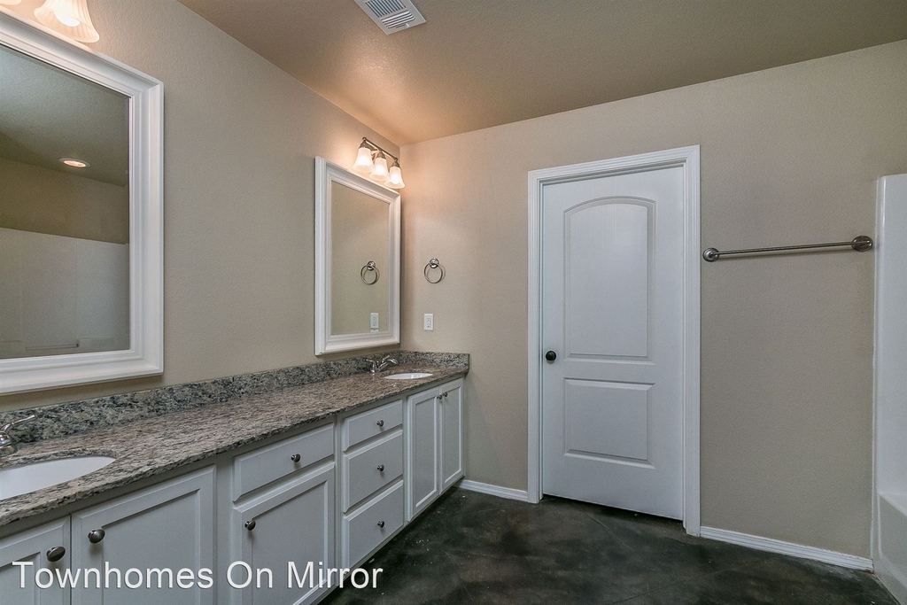 4540 S Mirror St - Photo 32