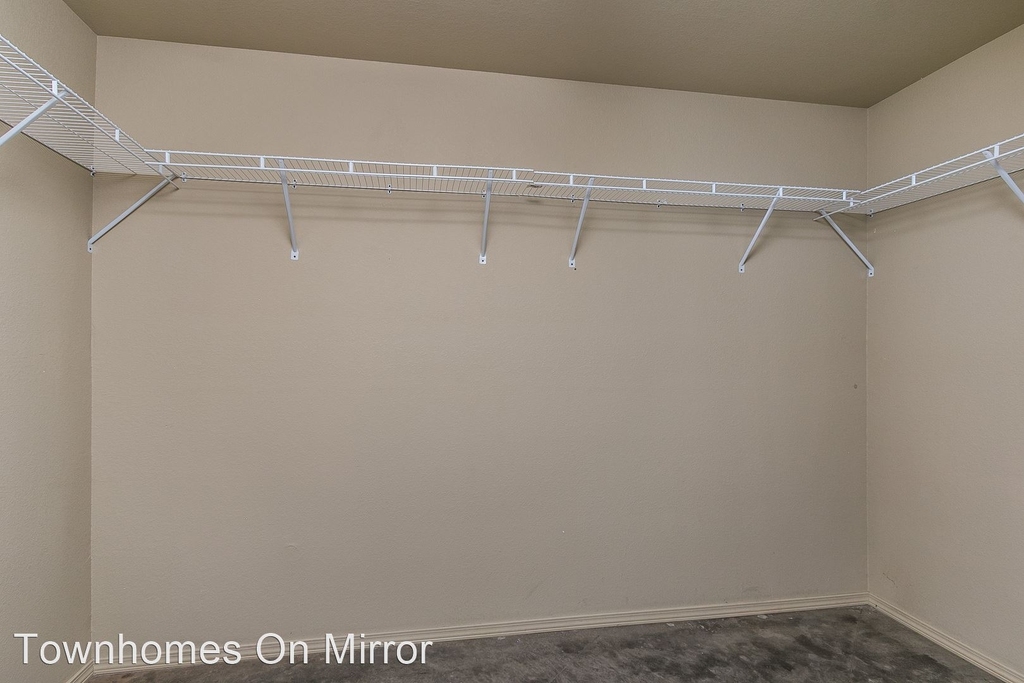 4540 S Mirror St - Photo 10