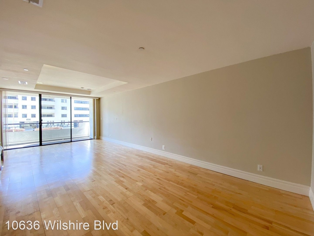 10636 Wilshire Blvd - Photo 2