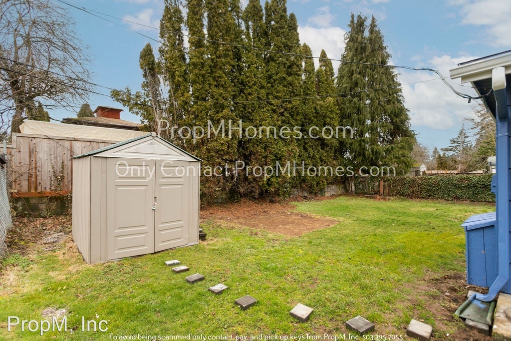 2445 Ne 122nd Avenue - Photo 22