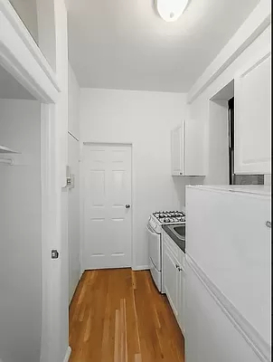208 West 82nd Street - Photo 1