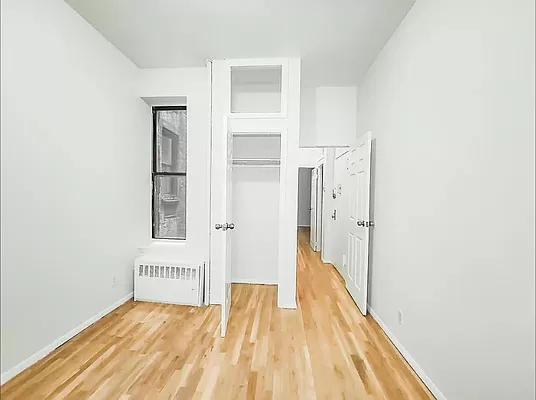 208 West 82nd Street - Photo 4