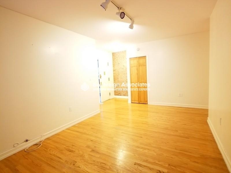 112 Haven Avenue - Photo 1