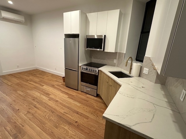 322 East 93th Street - Photo 3