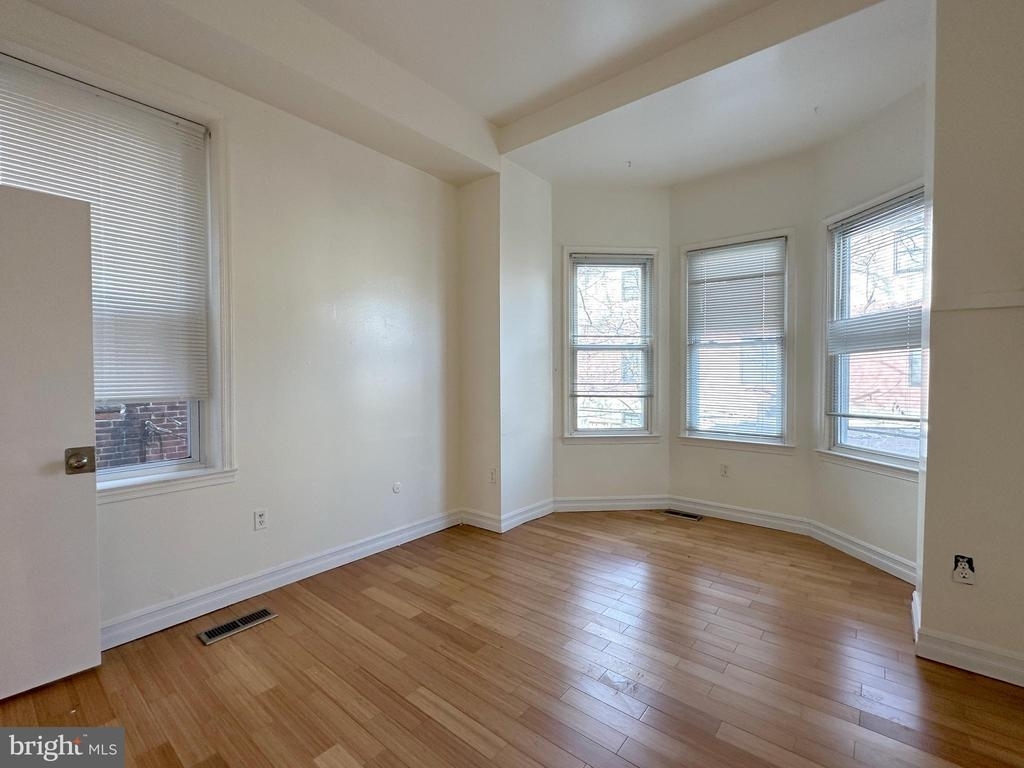 3231 Powelton Ave - Photo 24