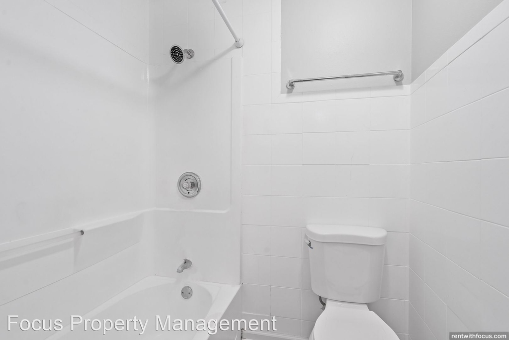 6331, 6333, 6335, 6337 S. 35th St. - Photo 5
