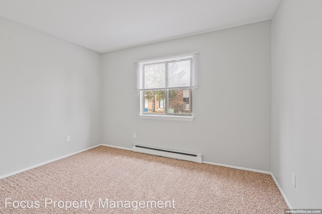 6331, 6333, 6335, 6337 S. 35th St. - Photo 9