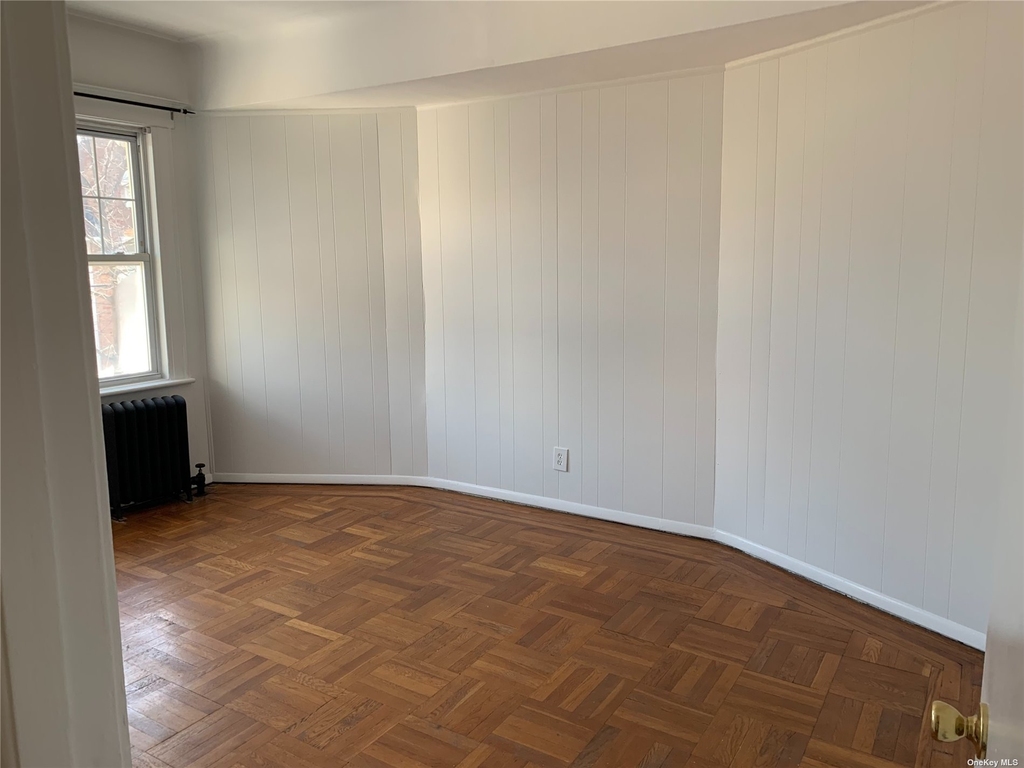 1861 W 12th Street - Photo 3