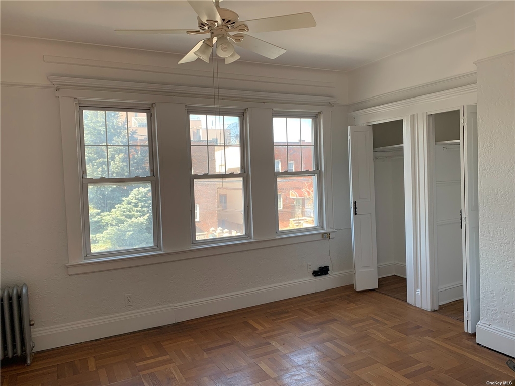 1861 W 12th Street - Photo 2