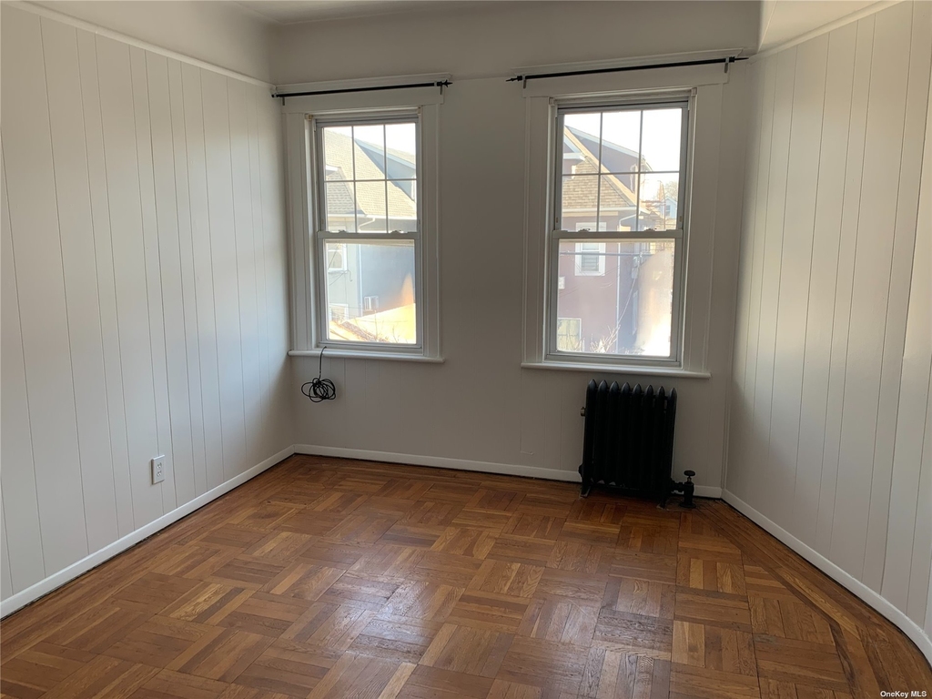 1861 W 12th Street - Photo 4