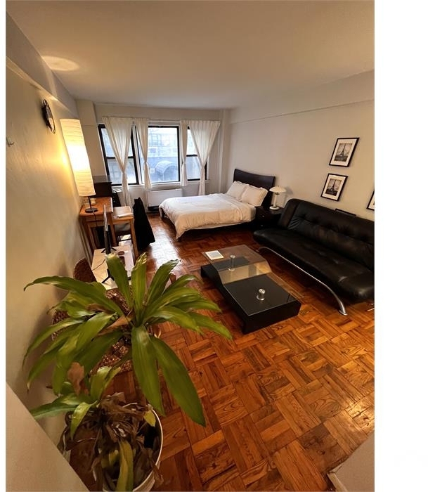 240 East 46th Street - Photo 8