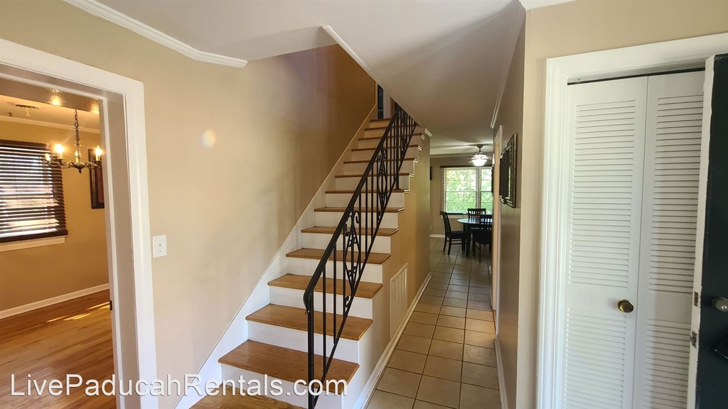 315 Kennedy Drive - Photo 18