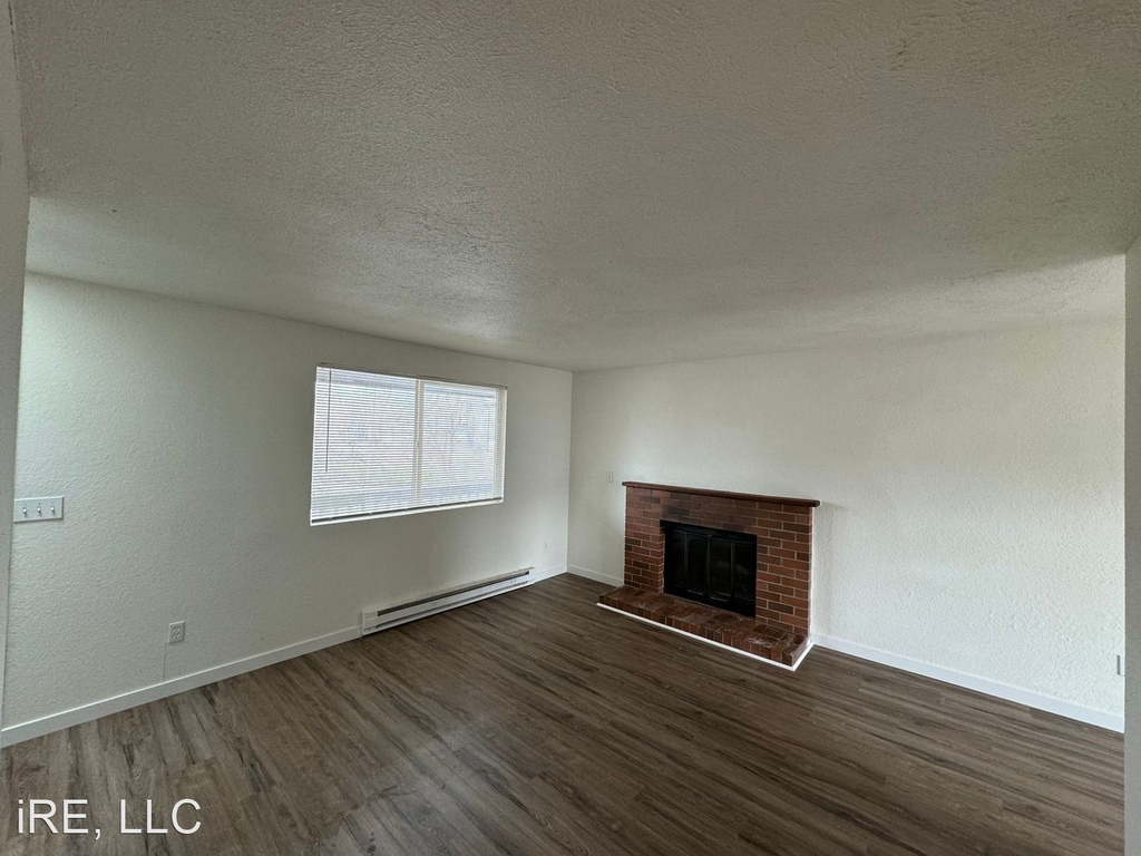 12710 E Main Ave - Photo 1