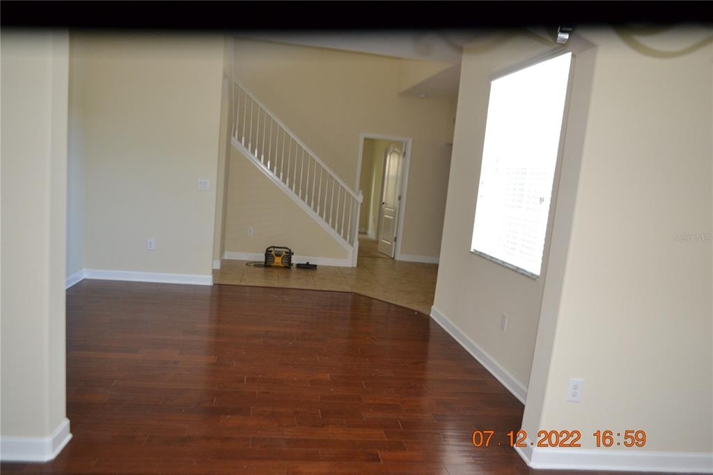 20150 Oakflower Avenue - Photo 3